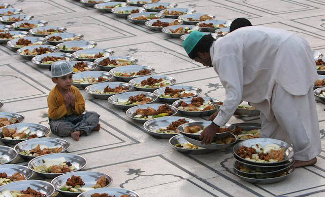 30 Stunning Photos of Ramadan 2015 Around the World - Quran o Sunnat